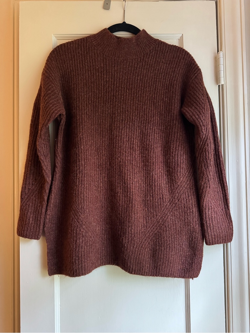 Old Navy Ribbed Mockneck Sweater - Rust brown
